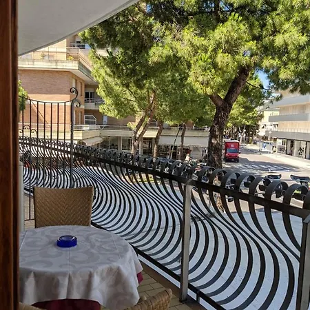 Corallo Hotel 2*